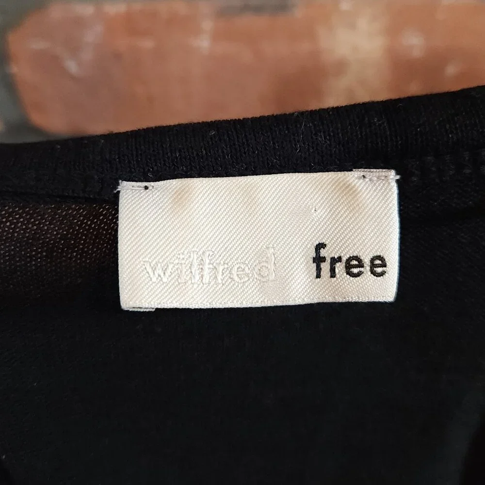 Wilfred Free Aritzia Lightweight Hi-lo Crewneck Sweater Minimalist Women's XS